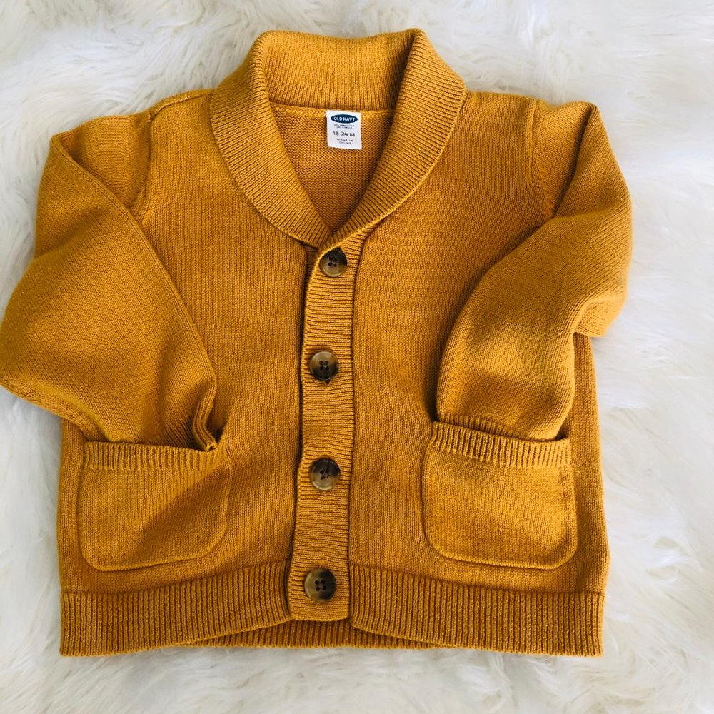 Old Navy Cable Knit Sweater and Cardigan Bundle - Picture 9 of 9